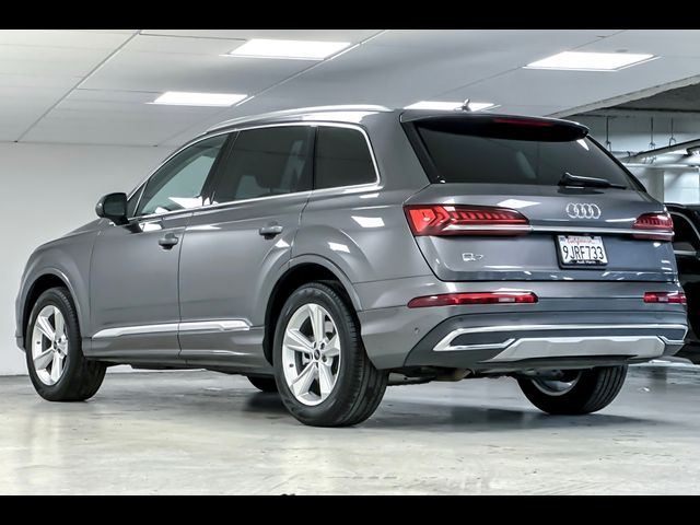 2024 Audi Q7 Premium Plus