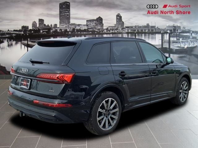 2024 Audi Q7 Premium Plus