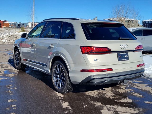 2024 Audi Q7 Premium Plus