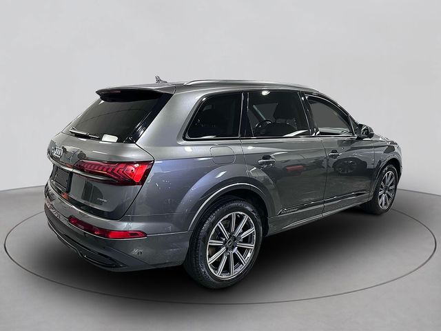 2024 Audi Q7 Premium Plus