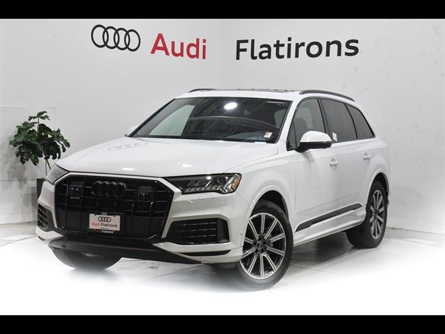 2024 Audi Q7 Premium Plus