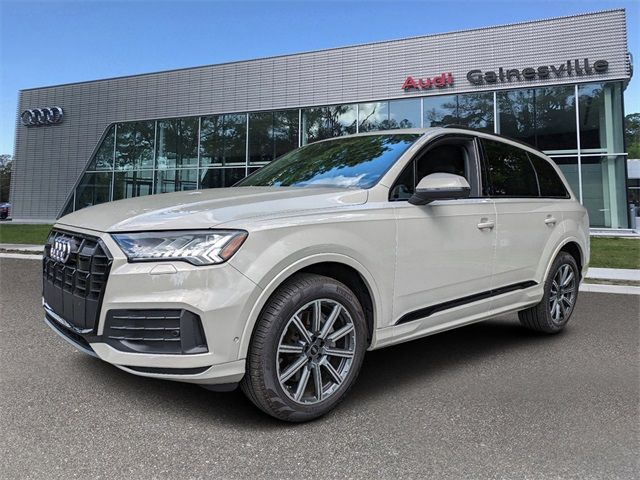 2024 Audi Q7 Premium Plus