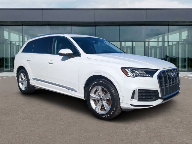 2024 Audi Q7 Premium Plus