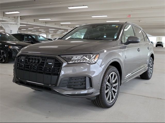 2024 Audi Q7 Premium Plus