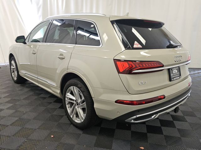 2024 Audi Q7 Premium Plus