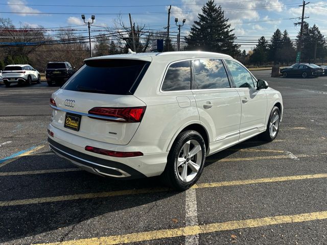 2024 Audi Q7 Premium Plus