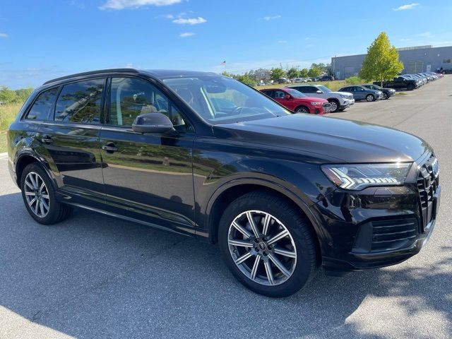 2024 Audi Q7 Premium Plus