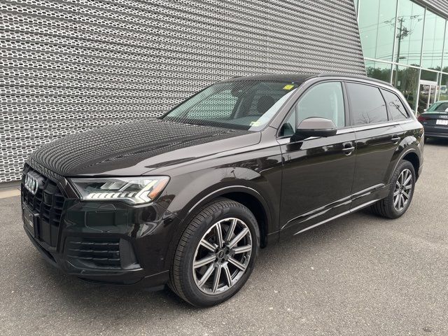 2024 Audi Q7 Premium Plus