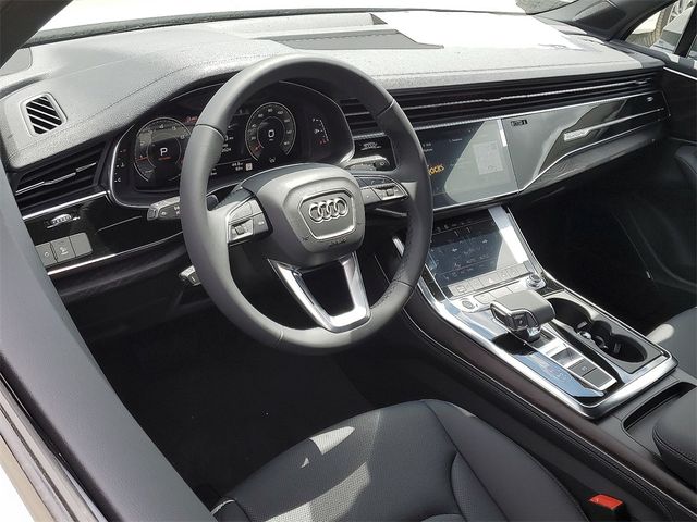 2024 Audi Q7 Premium Plus