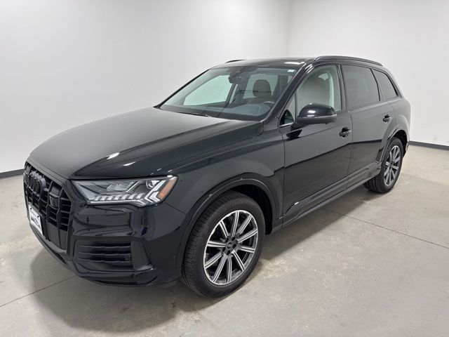 2024 Audi Q7 Premium Plus