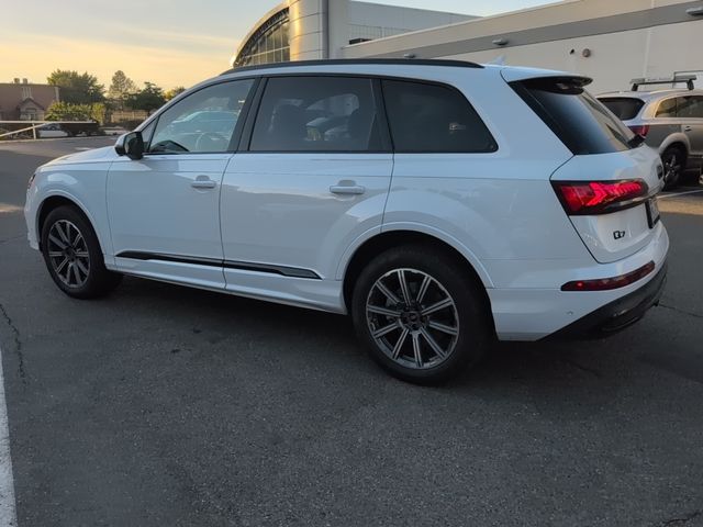 2024 Audi Q7 Premium Plus