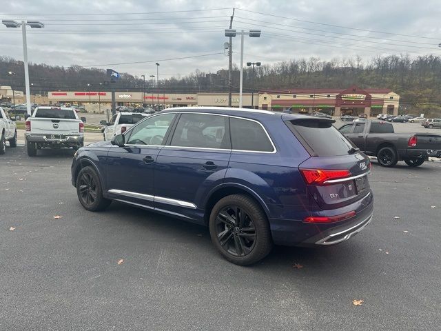 2024 Audi Q7 Premium Plus