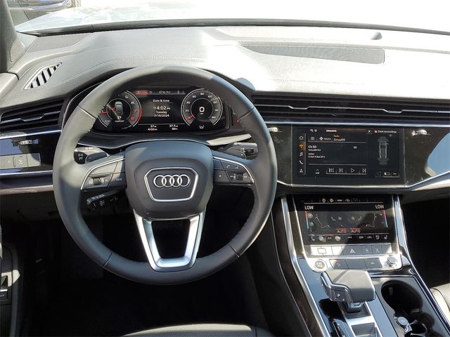 2024 Audi Q7 Premium Plus