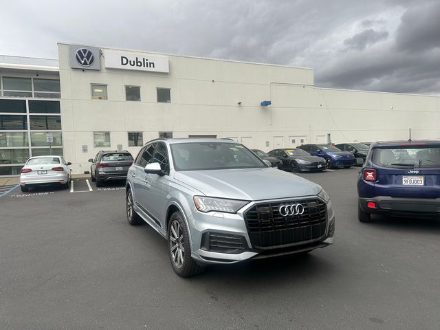 2024 Audi Q7 Premium Plus