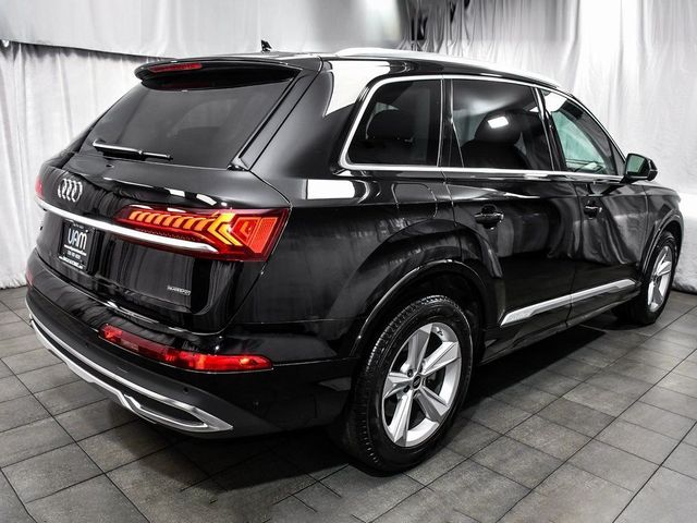 2024 Audi Q7 Premium Plus