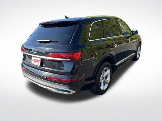 2024 Audi Q7 Premium Plus