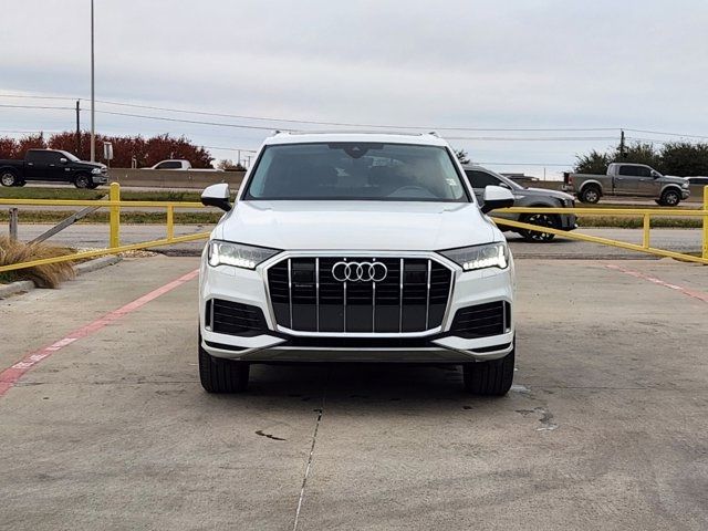 2024 Audi Q7 Premium Plus