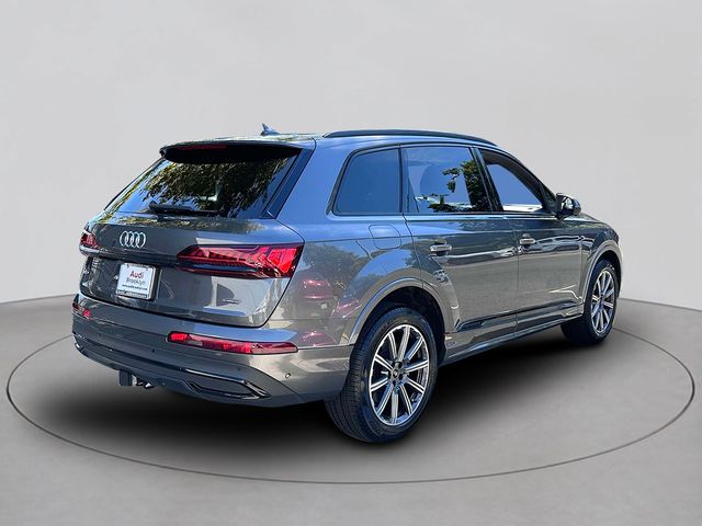 2024 Audi Q7 Premium Plus