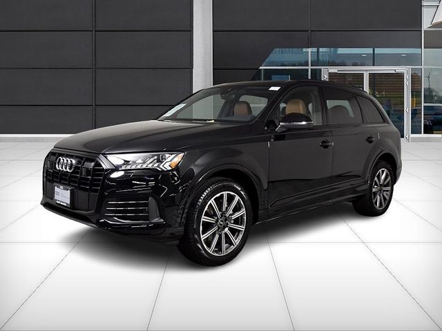 2024 Audi Q7 Premium Plus