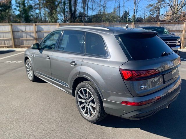 2024 Audi Q7 Premium Plus