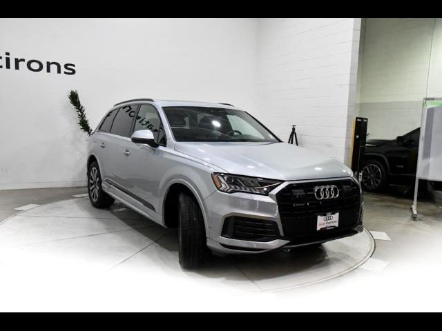 2024 Audi Q7 Premium Plus