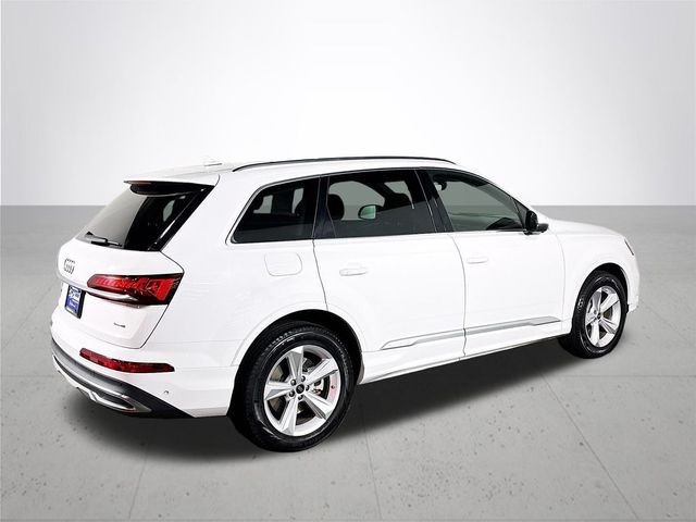 2024 Audi Q7 Premium Plus