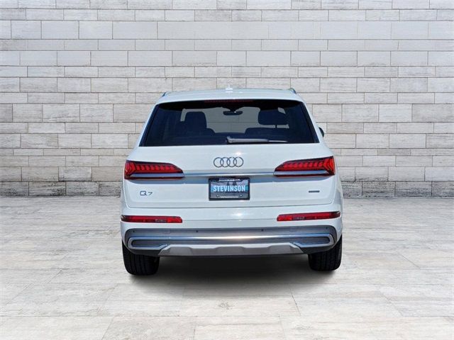 2024 Audi Q7 Premium Plus