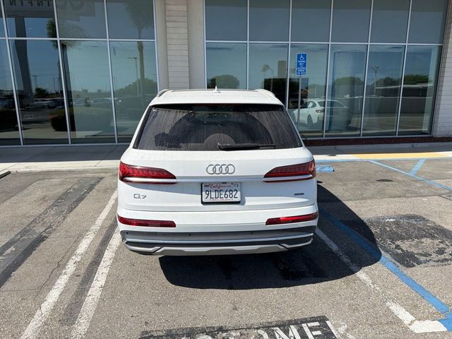 2024 Audi Q7 Premium Plus