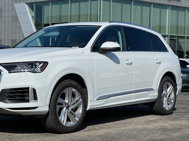 2024 Audi Q7 Premium Plus