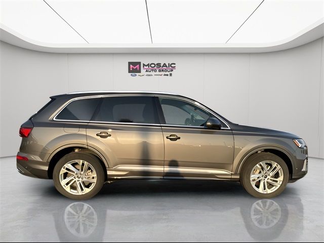 2024 Audi Q7 Premium Plus