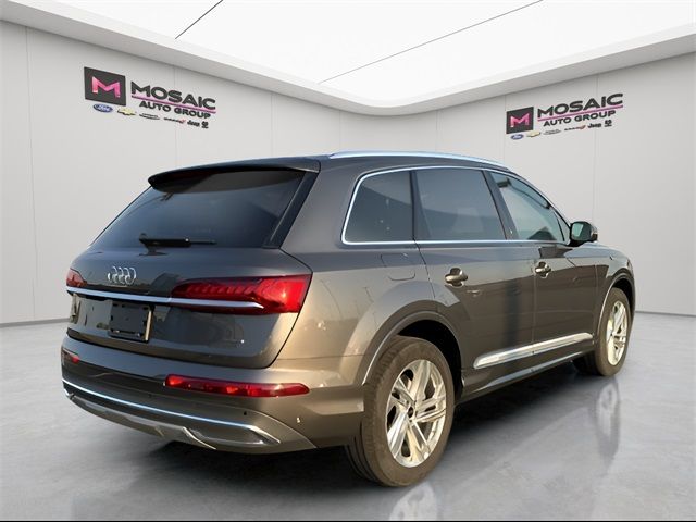 2024 Audi Q7 Premium Plus