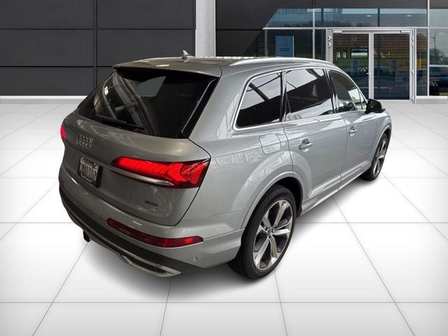 2024 Audi Q7 Premium Plus