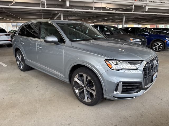 2024 Audi Q7 Premium Plus