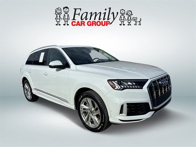 2024 Audi Q7 Premium Plus