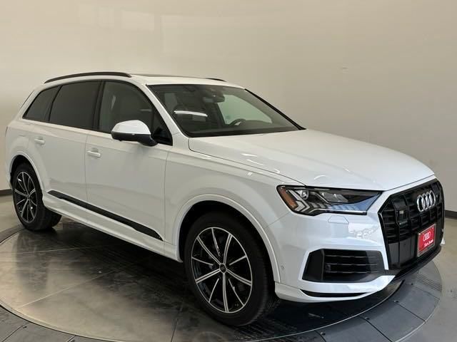 2024 Audi Q7 Premium Plus