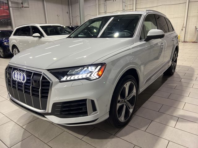 2024 Audi Q7 Premium Plus