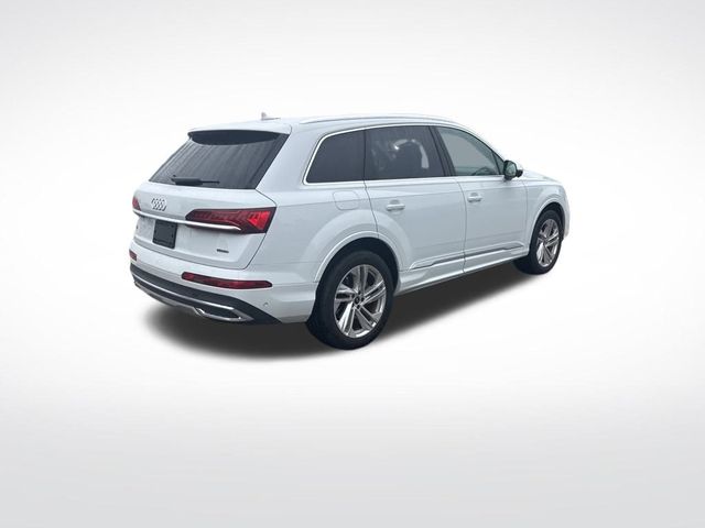 2024 Audi Q7 Premium Plus