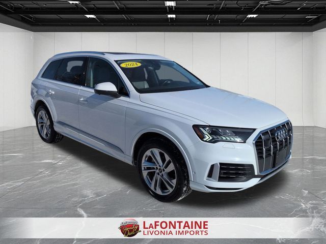 2024 Audi Q7 Premium Plus