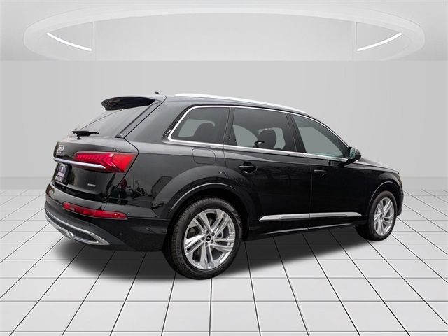 2024 Audi Q7 Premium Plus