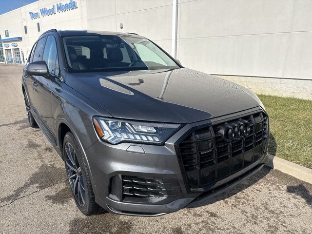 2024 Audi Q7 Premium Plus