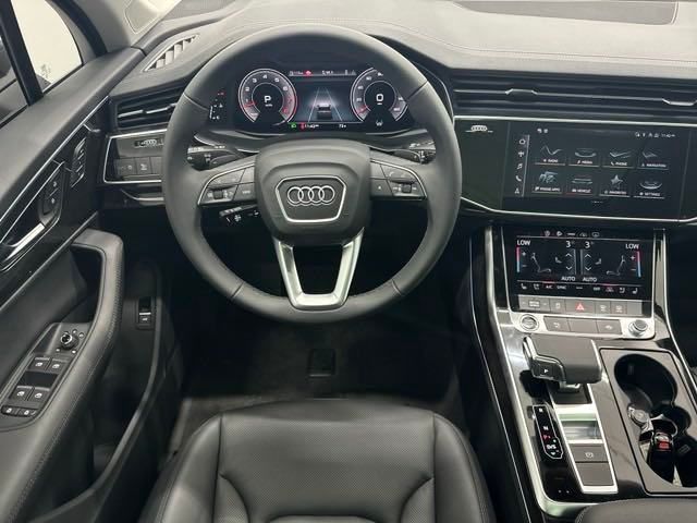 2024 Audi Q7 Premium Plus