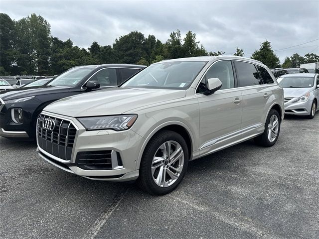 2024 Audi Q7 Premium Plus