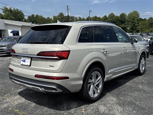 2024 Audi Q7 Premium Plus