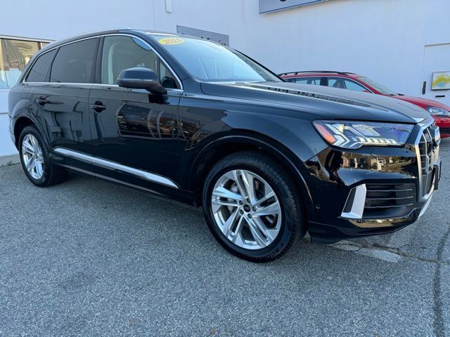 2024 Audi Q7 Premium Plus