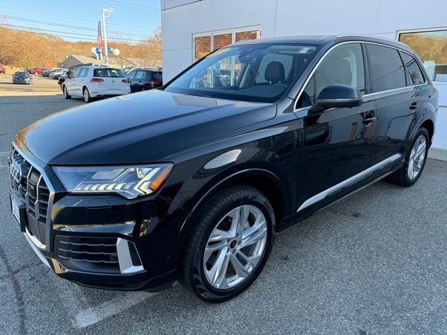 2024 Audi Q7 Premium Plus