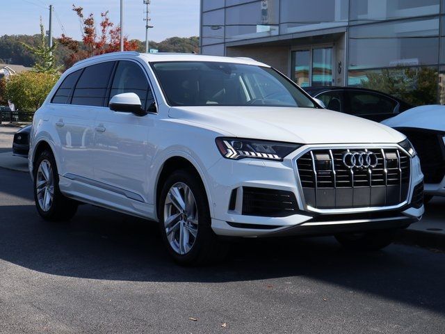 2024 Audi Q7 Premium Plus