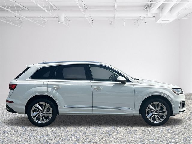 2024 Audi Q7 Premium Plus