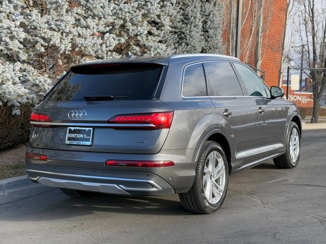 2024 Audi Q7 Premium Plus