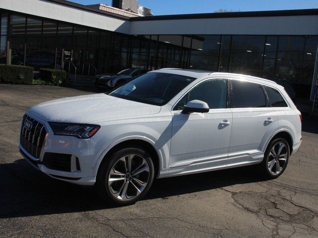 2024 Audi Q7 Premium Plus