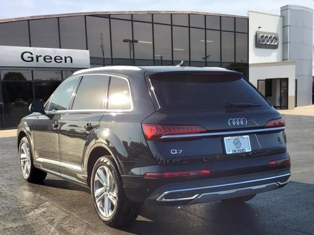 2024 Audi Q7 Premium Plus